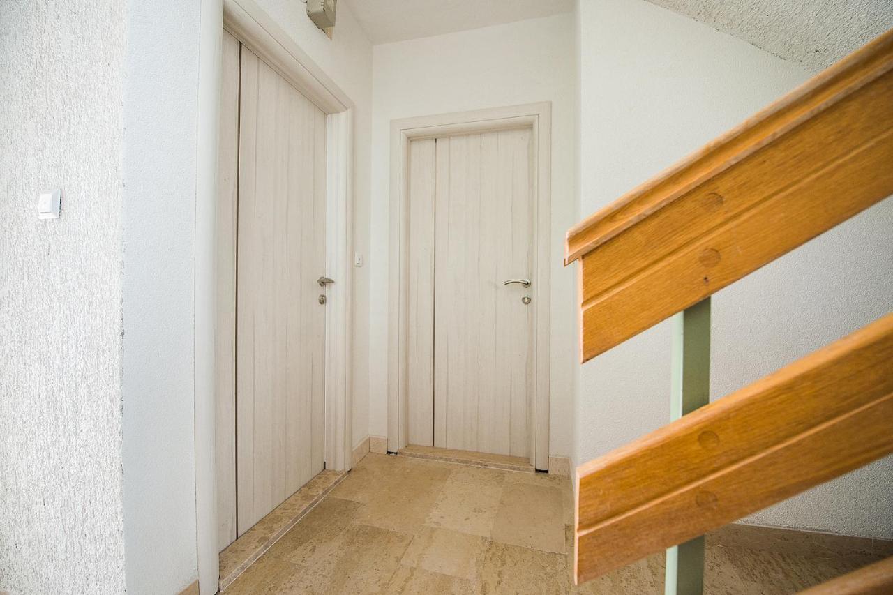 Apartmani Brdar Podstrana Luaran gambar